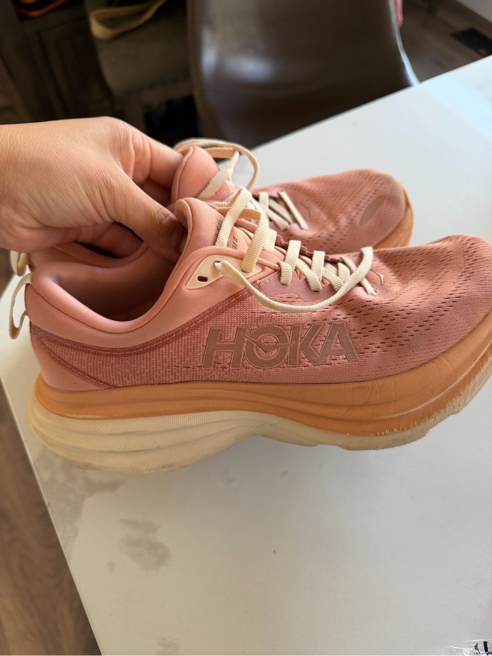 HOKA Bondi 8 running shoes in a pink Size 7.5